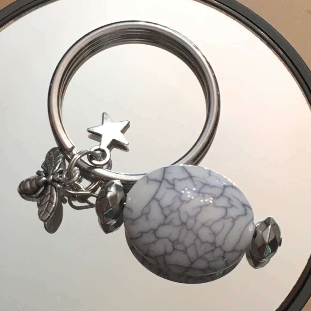 BEE & Star Beaded Keychain 🐝